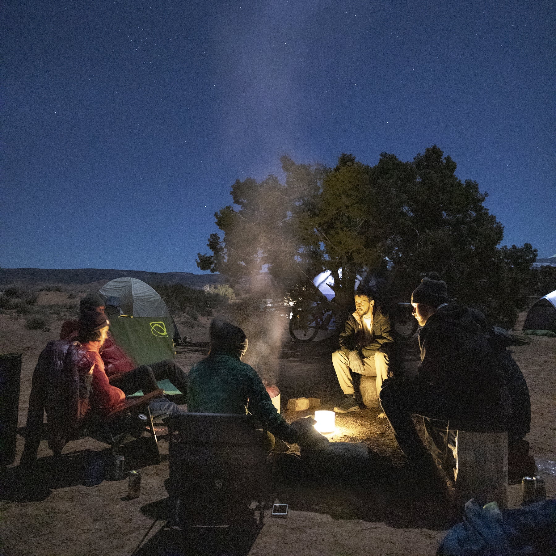 Mpowerd - Luci Base Camp Solar Lantern